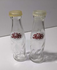VINTAGE PEPSI COLA MINIATURE GLASS BOTTLE SALT & PEPPER SHAKERS