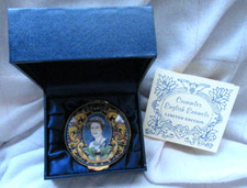Crummles Enamels - Elizabeth II Golden Jubilee