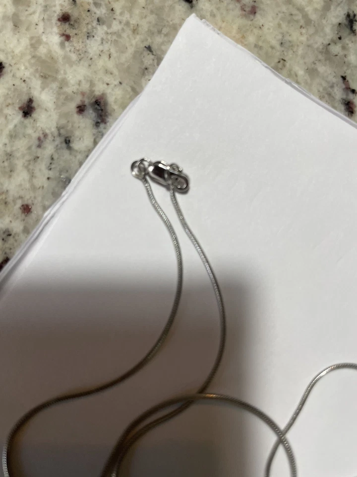 14kt. Collar Lariat Tortuga Oro Blanco Foto 4 de 4