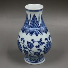 Blue and White Porcelain Twine Lotus Flower Branch Small Vases 10.8CM Good China