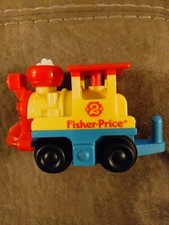 Vintage Fisher Price Plastic Toy Train Engine 2 Geo Trax Flip Track 1992