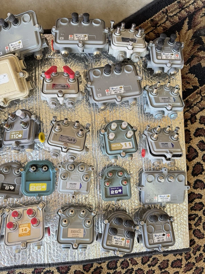 Grifos y divisores de línea eléctrica para SMATV o sistema de cable Foto 4 de 4