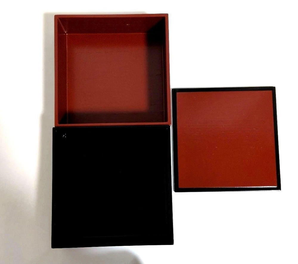 Jubako Bento Box Japanese Kyoto lacquer art Zohiko lacquered box floral pattern