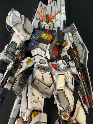ロボット PG UNLEASHED 1/60 V GUNDAM LED UNIT Built & Painted Bandai PG UNLEASHED 1/60 Nu Gundam with LEDs