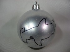 NEW HANDPAINTED HAMMERHEAD SHARK UNBREAKABLE SILVER CHRISTMAS ORNAMENT 2 1/2"