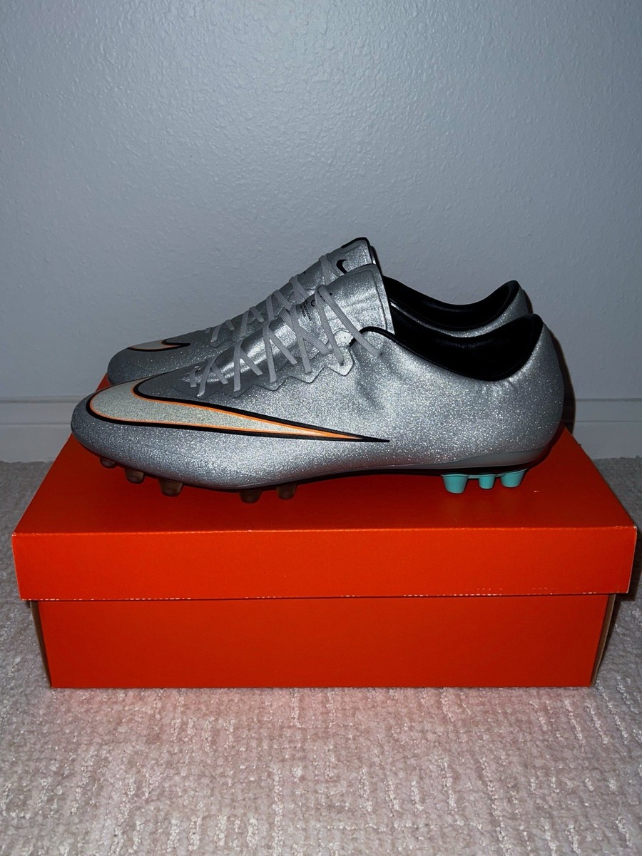 Nike Mercurial CR7 Vapor X 10 Elite “Silverware” AG Soccer Cleats