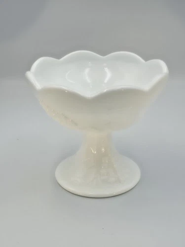 Vintage Set of 2 Indiana Colony Harvest Grape Milk Glass Candle Holders