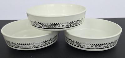 Vintage Corning CENTURA GRAFFIA  Soup Cereal Ice Cream Salad Bowsl 3Pc Set 1970s