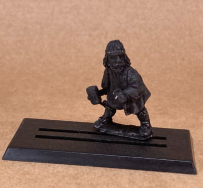 DWARF FIGHTER w/ Mallet Hammer metal NPC figure Frostgrave AD&D Pathfinder Q26