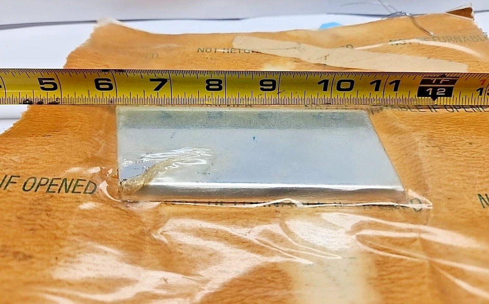 Tapicería de cuarto de neumático delantero/trasero GM 10019343 1982-91 Pontiac 6000 LE/SE/STE (799) OEM Foto 4 de 4