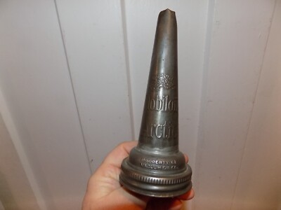 Vintage Mobil Gargoyle Arctic Oil Bottle Metal Embossed Spout