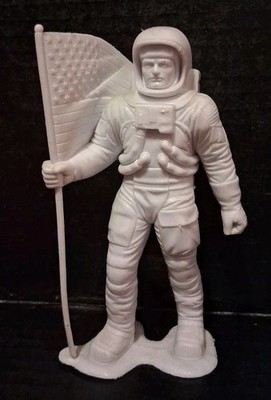 Vintage 1970 Louis Marx NASA Moon Landing Apollo Astronaut Flag Toy Figurine USA