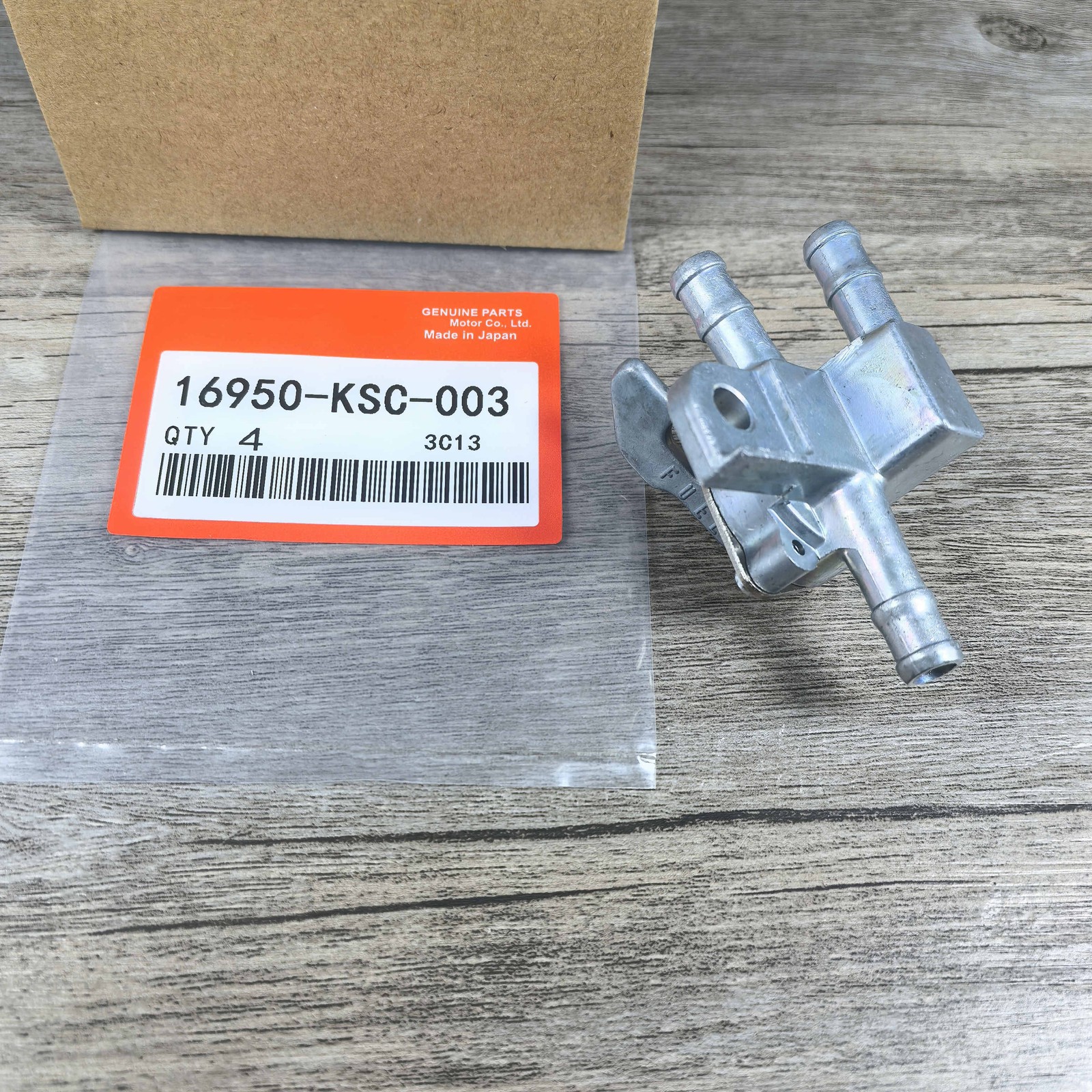 OEM New Fuel Petcock For Honda CRF450X 2005-2017 16950-KSC-003 CRF250X 2004-2017
