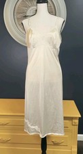Vintage Vanity Fair Women's L-34 Ivory Nylon Full Slip Lace Trim Adjustable USA