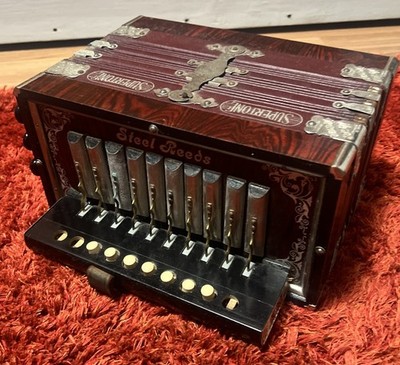 Antique Vintage 1900 s Master SUPERTONE Accordian Steel Reeds Germany Working