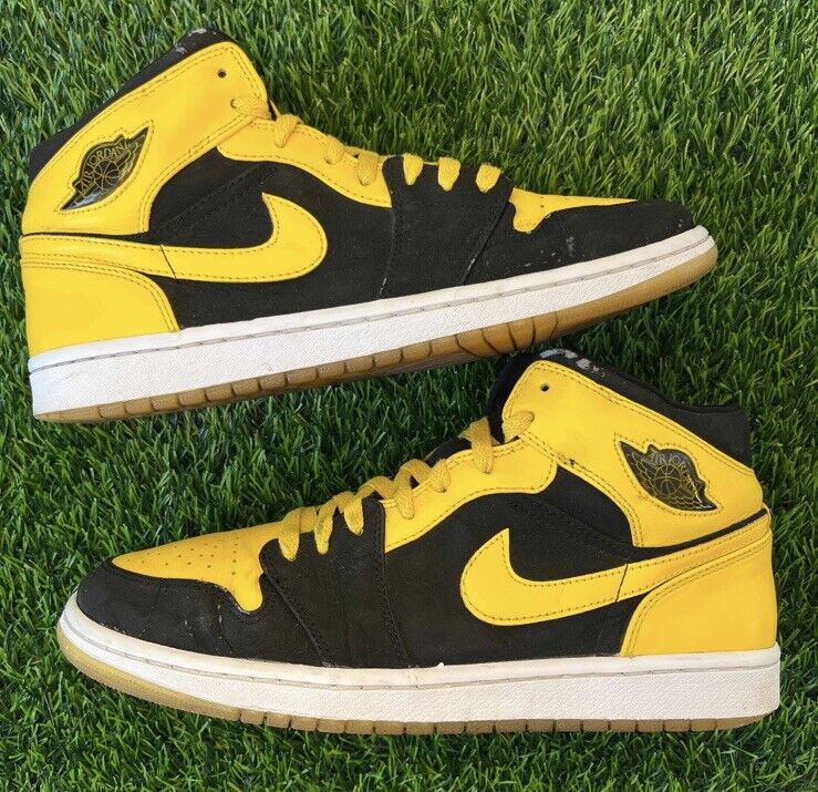 Air Jordan 1 Retro New Love 2007 Yellow Black Size 11 Air Jordan 1 Retro New Love 2007 Yellow Black Size 11
