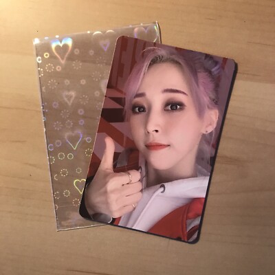 MAMAMOO Moonbyul reality in black photocard kpop