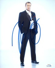 Michael Shanks Saving Hope Autographed Signed 8x10 Photo ACOA 