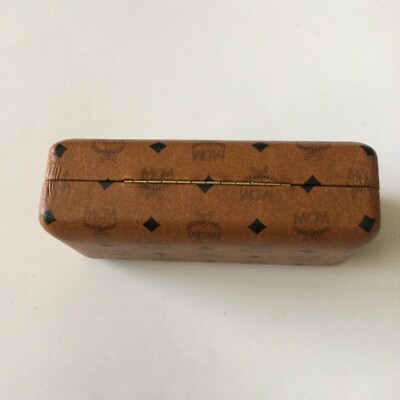 MCM LOGO SUNGLASSES CASE WITH CLEANING CLOTH | eBay display picture 3