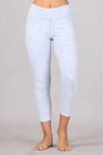 Chatoyant Powder Blue Capri Large Made In The Usa