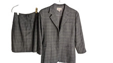 Vintage Emanuel Ungaro Womens Plaid Blazer  skirt suit size 4 100 wool lined