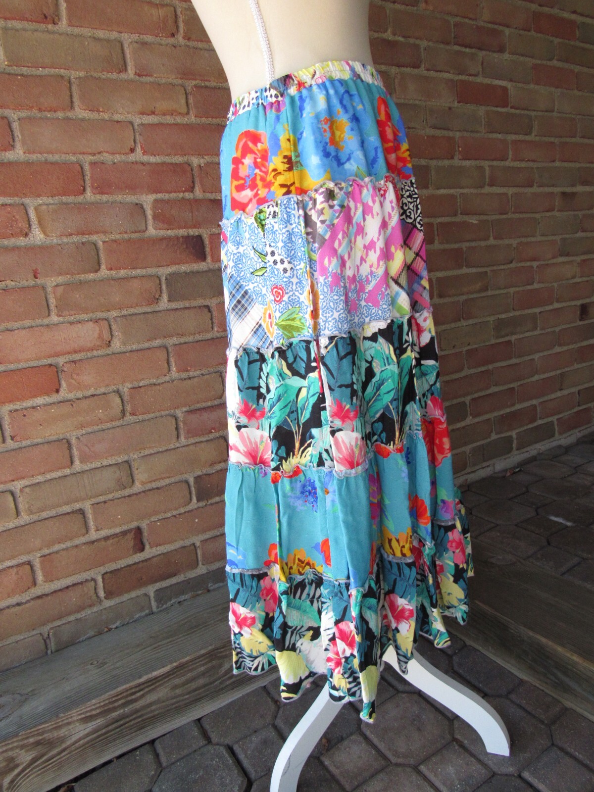 John Mark Skirt Patchwork Pleated Maxi Floral Vib… - image 11