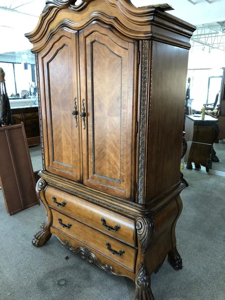 AICO by Michael Amini Eden armoire - Image 3 of 4