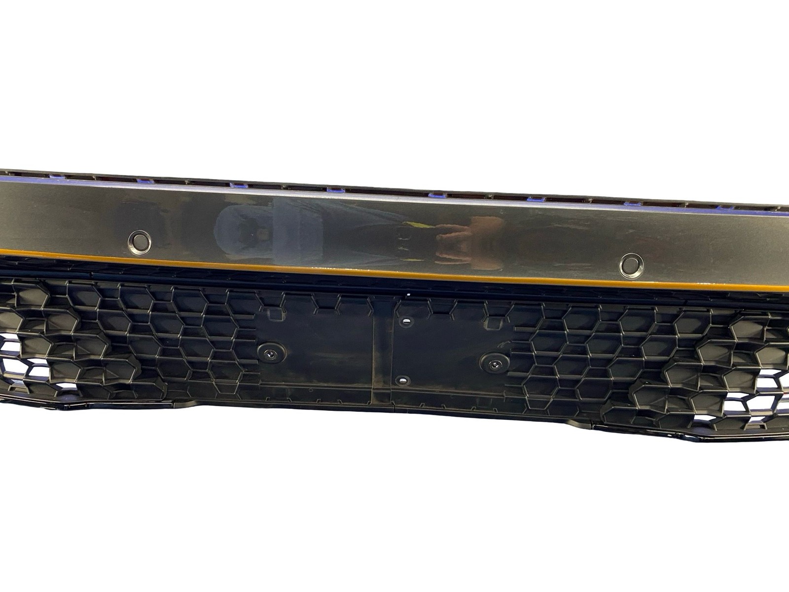 2020-2023 AUDI R8 PERFORMANCE REAR BUMPER COVER GRILLE ASSEMBLY W/O DIFFUSER OEM