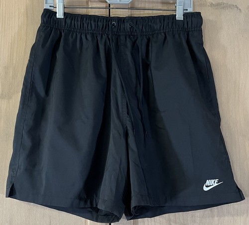 Nike Men’s Sportswear Nylon Standard Fit Above The Knee Length Shorts Sz Med NWT