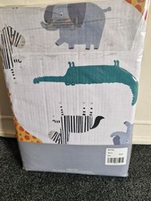 Child's Duvet Set With Zoo Animals