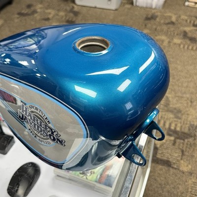 Harley-Davidson タンク 青　ショベルで使用 Harley-Davidson USA Sportster Five Speed Fuel Blue Gas Tank Peanut