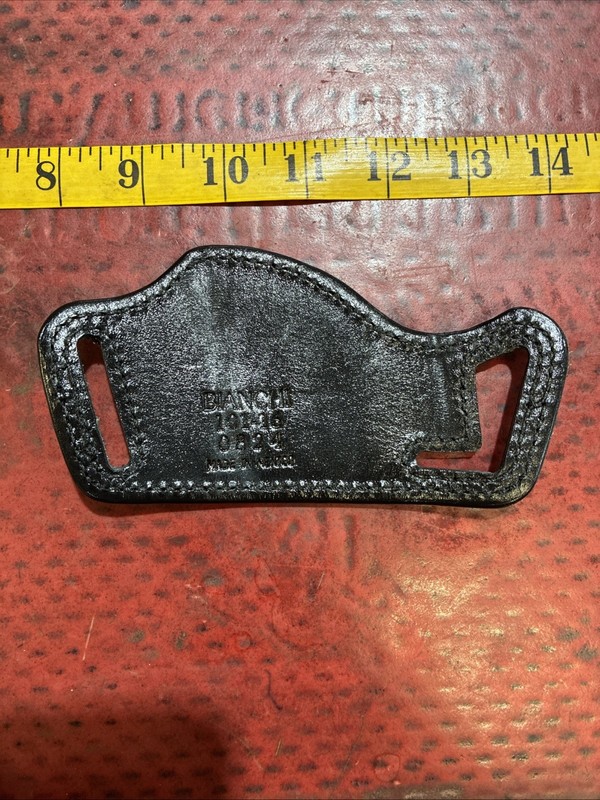 Bianchi 101-16 1818 OWB Belt Holster