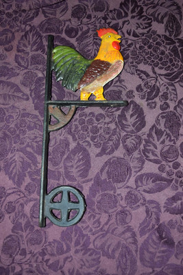 Vintage Primitive Cast Iron Painted Rooster Wall Hanger 14'' 3#s