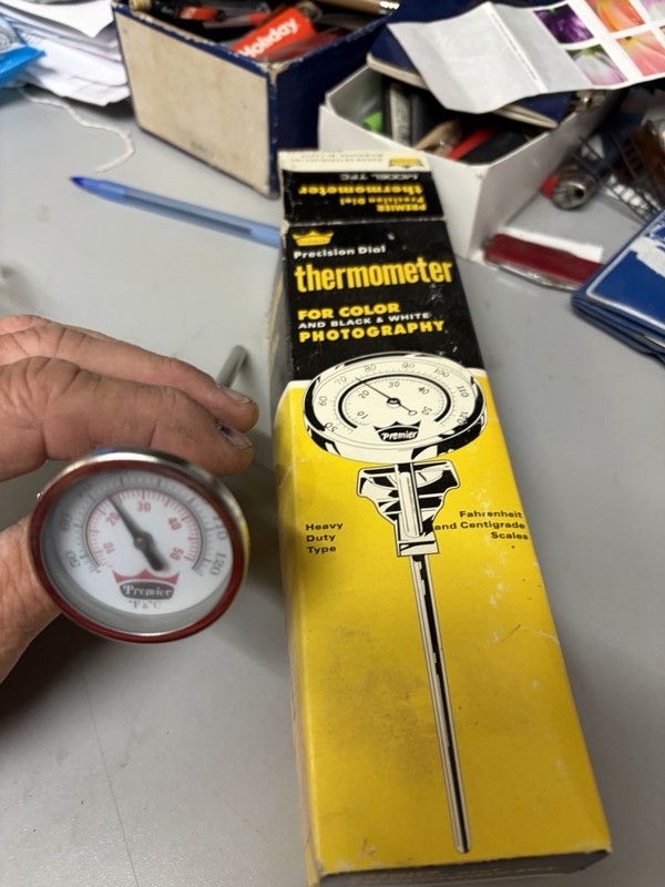 Precision Dial Thermometer For Color & Black And White Photography Model TFC