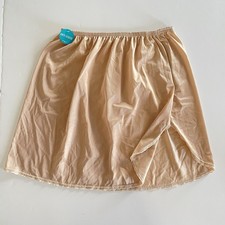 VTG Vanity Fair Half Slip Short Mini Beige Tan Nylon 11760 Lace Slit Medium NEW