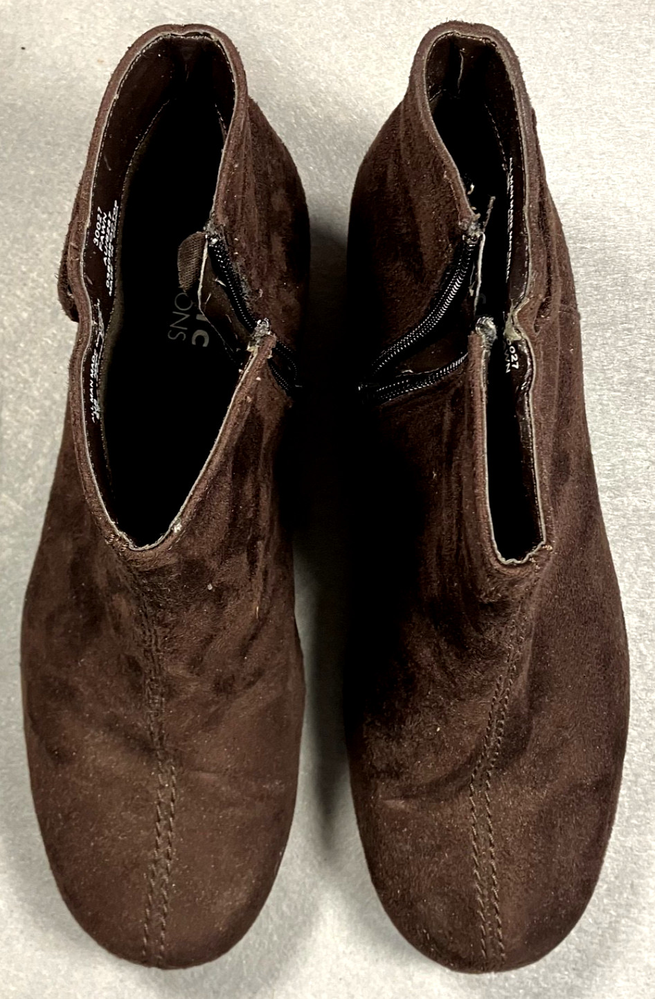 Women's Basic Edition Chocolate Brown SuedeBack Z… - image 1