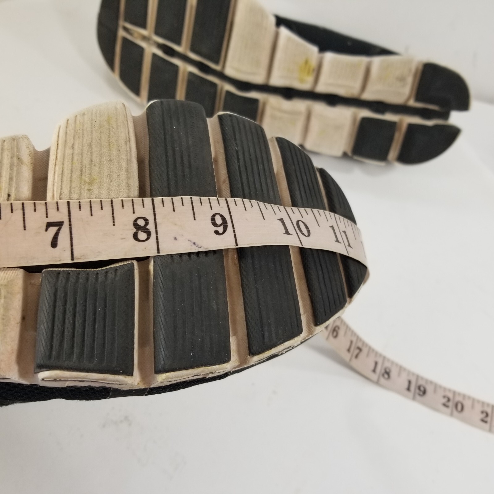 On Cloud Cloudflyer Running Shoes Training Walkin… - image 10