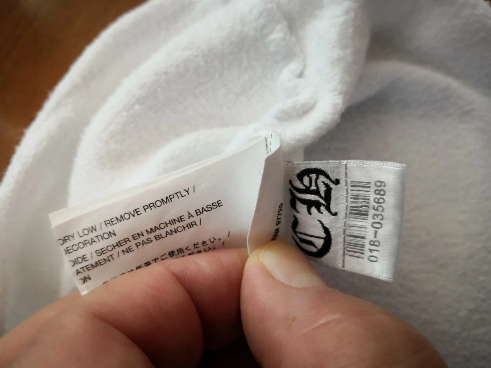 CHROME HEARTS FELPA CON CAPPUCCIO IN COTONE BIANCO CROMATO CUORI COLLABORAZIONE HADID STAMPA E RIGHE LOGO S