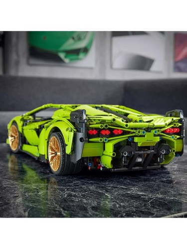 LEGO Technic: Lamborghini Sián FKP 37 Car Model (42115) - Brand New - Picture 4 of 7