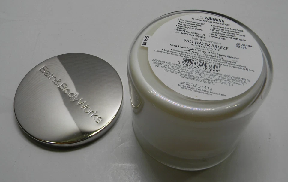 Vela de 3 mechas Bath & Body Works Saltwater Breeze VER DESC completo Foto 3 de 4