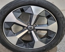 Volvo Xc40 2025 Alloy Wheel C WITH TYRE 5MM 235/50/R19 32327146