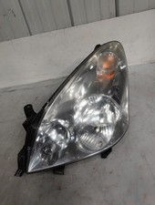 Feu avant (phare) Toyota VERSO