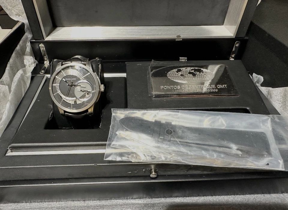 Maurice Lacroix Pontos Decentrique GMT PT6108-TT031-291 Titanio Edición Limitada Foto 3 de 4