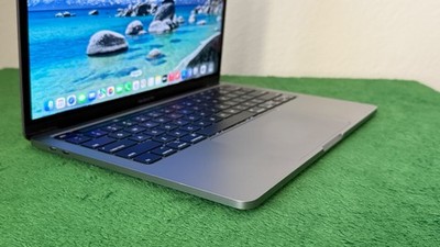 Apple MacBook Pro 13