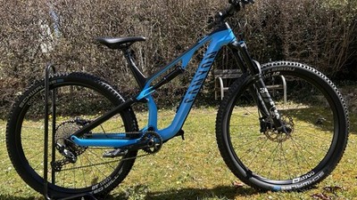 Canyon Neuron CF 8 2022 Mountainbike Fahrrad 29er MTB