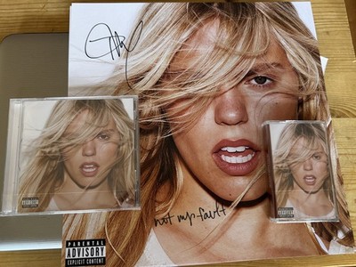 Renee Rapp Signed - Bite Me CD, White Cassette & Personalised Lithograph #3