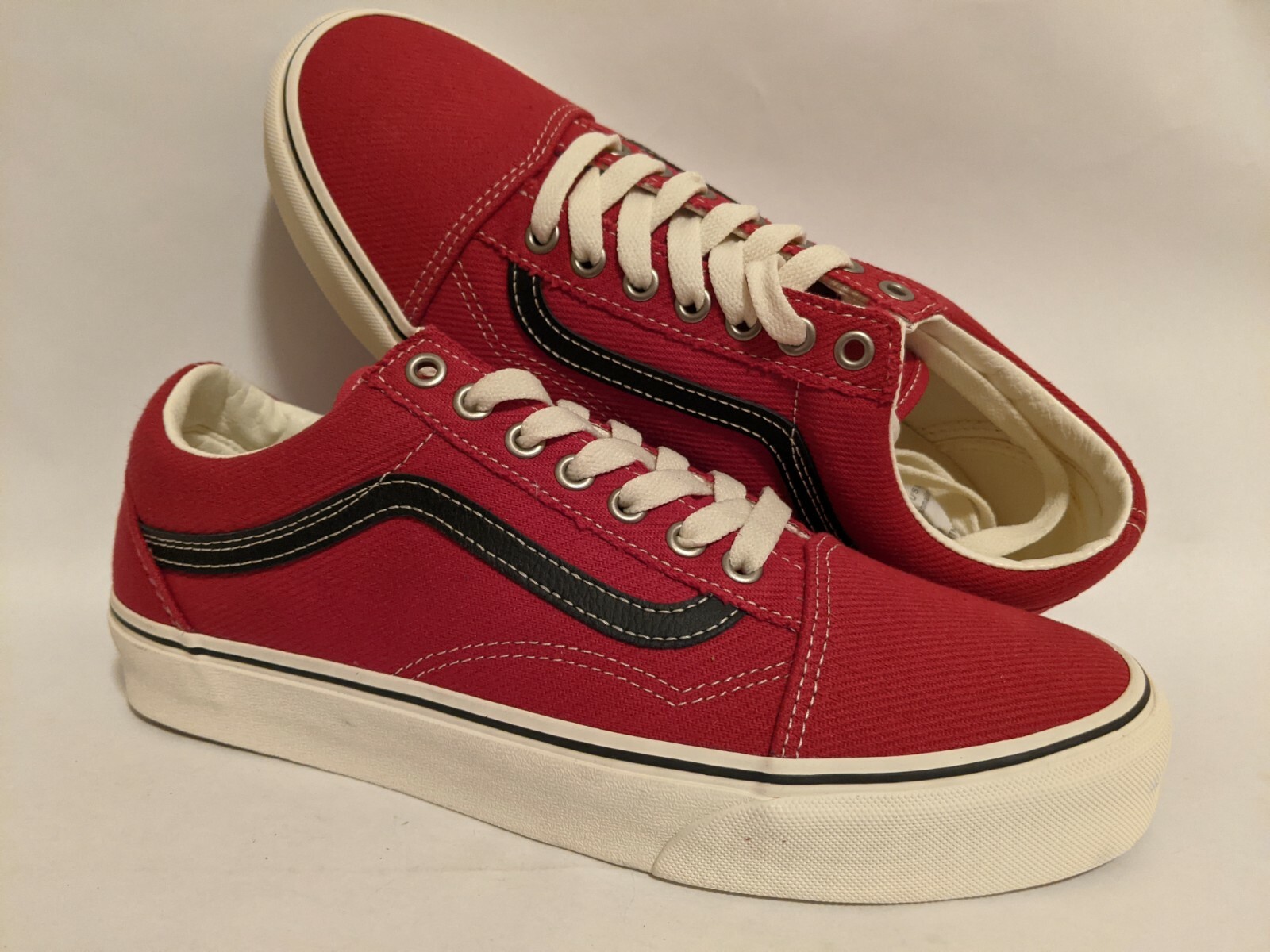 black and gold vans old skool