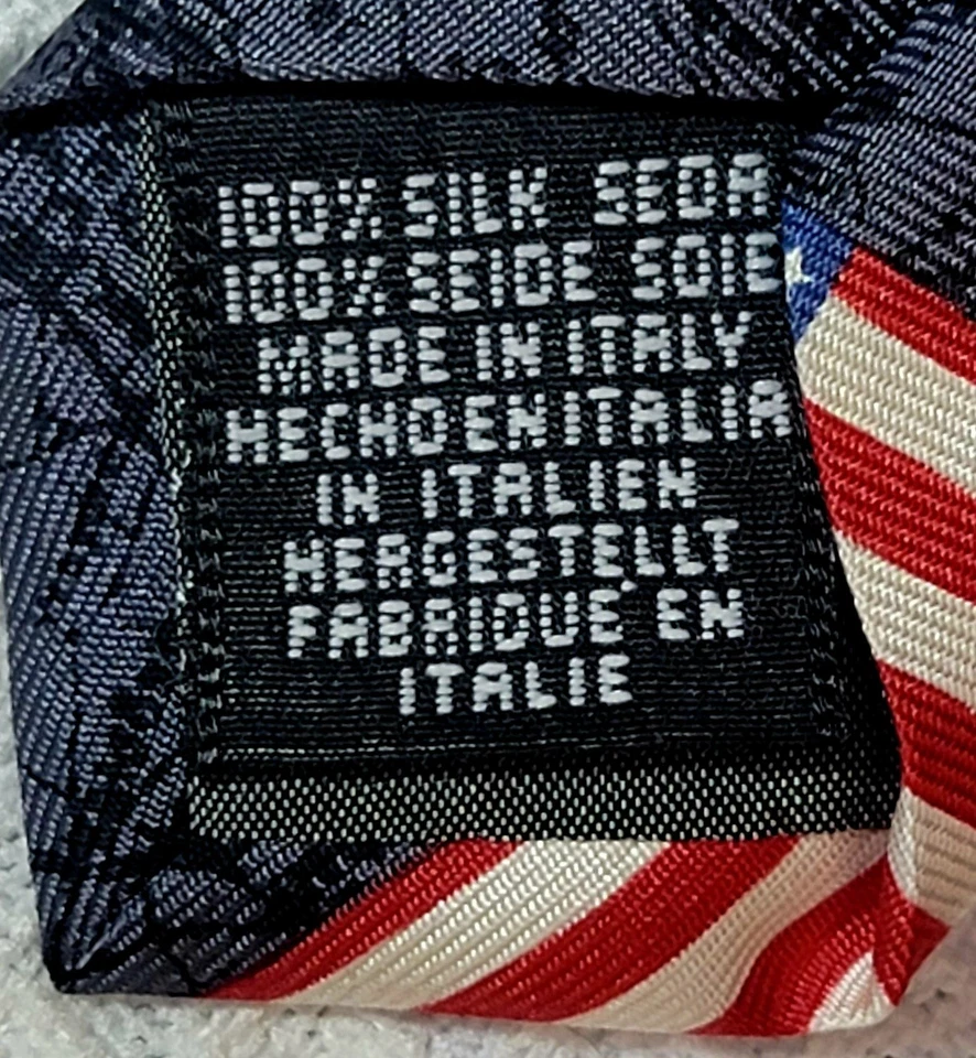 Corbata para hombre banderas de Estados Unidos sobre mapa de Estados Unidos hecha en Italia 100 % seda video "The Windsor" Foto 2 de 4