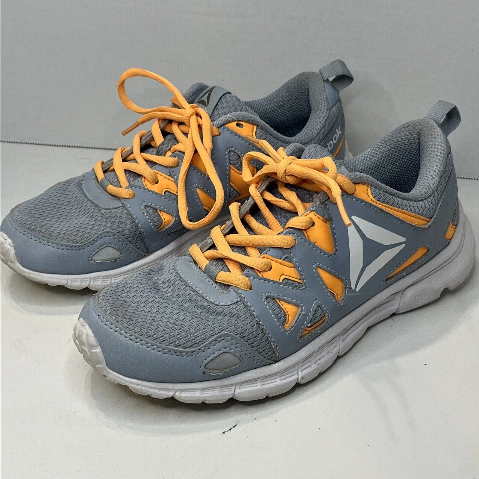 Reebok femme 8 Run Supreme 3,0 MT gris orange haut bas à lacets