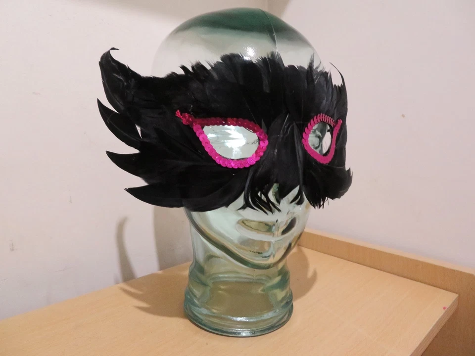 NEW Girls Night Out Black Feather Eye Mask-Masquerade Ball/Party/Venetian/Mask - Image 4 of 4